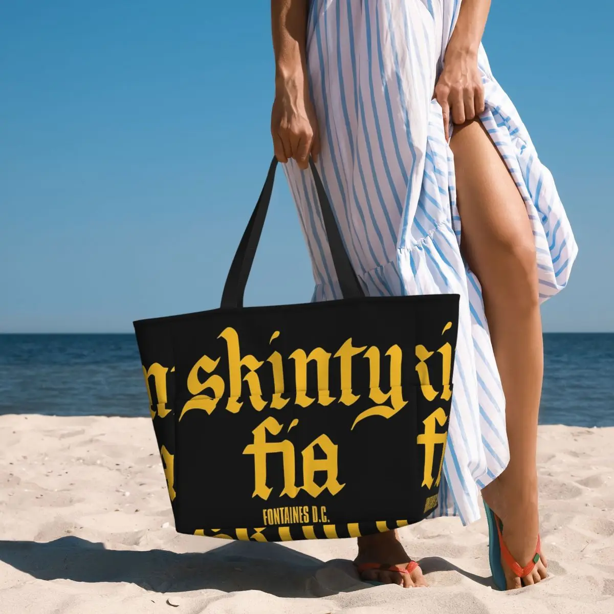 Yoga Fitness Merch - กระเป๋าถือ Fontaines DC Merch Skinty Fia