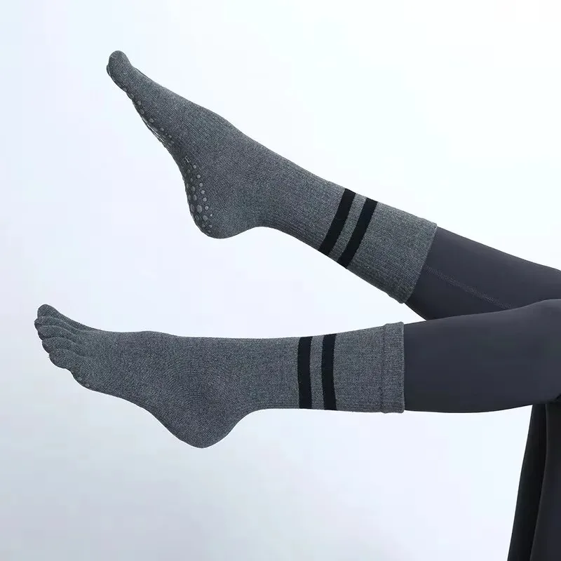 ถุงเท้าโยคะสำหรับผู้หญิง แบบยา - Yoga Fitness Dance บทวิจารณ์และราคา